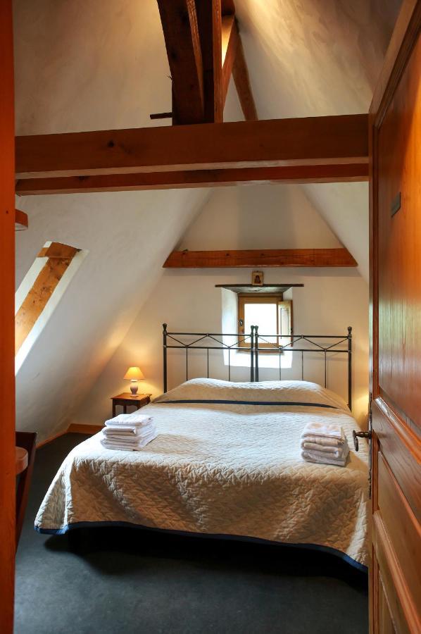Chambres D'Hotes Avec Piscine La Rossillonie Beynac-et-Cazenac Kültér fotó