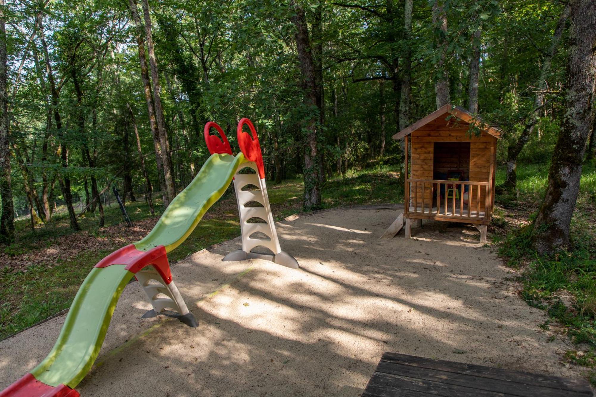 Chambre D'Hotes La Rossillonie Panzió Beynac-et-Cazenac Kültér fotó